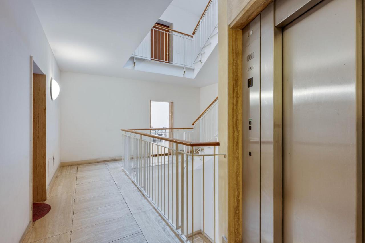 Il Broletto Apartment - Affitti Brevi Italia Lecco Exterior photo